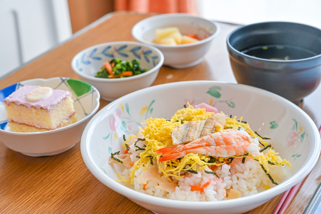 ひな祭りのお楽しみ食